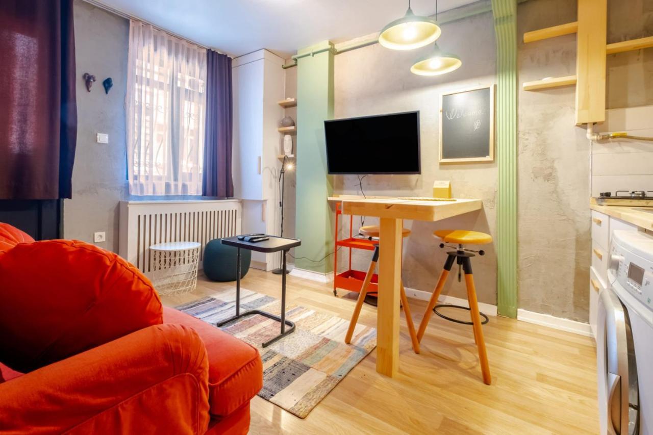 Appartement Pleasant Flat Near Taksim Square In Beyoglu à Istambul Extérieur photo